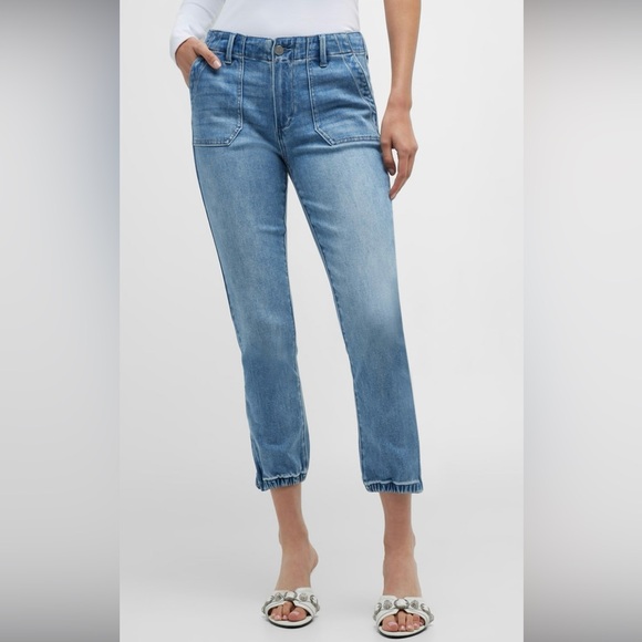 PAIGE Denim - PAIGE Mayslie Cropped Jean Joggers in Moonflower. Has Stretch. Size 27.